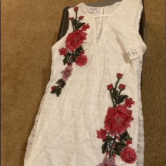 Nice dress - Picture 2 of 4